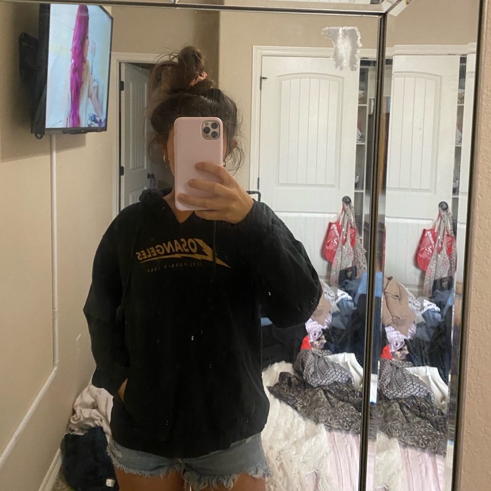 Brandy Melville sweatshirt